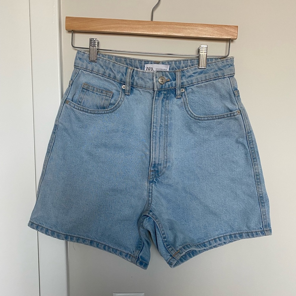 Zara Light Wash High Waisted Denim Shorts